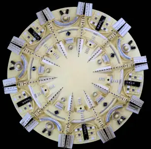 Egide — technique mixte Ø 65 cm — Pierre Arnould (1991)